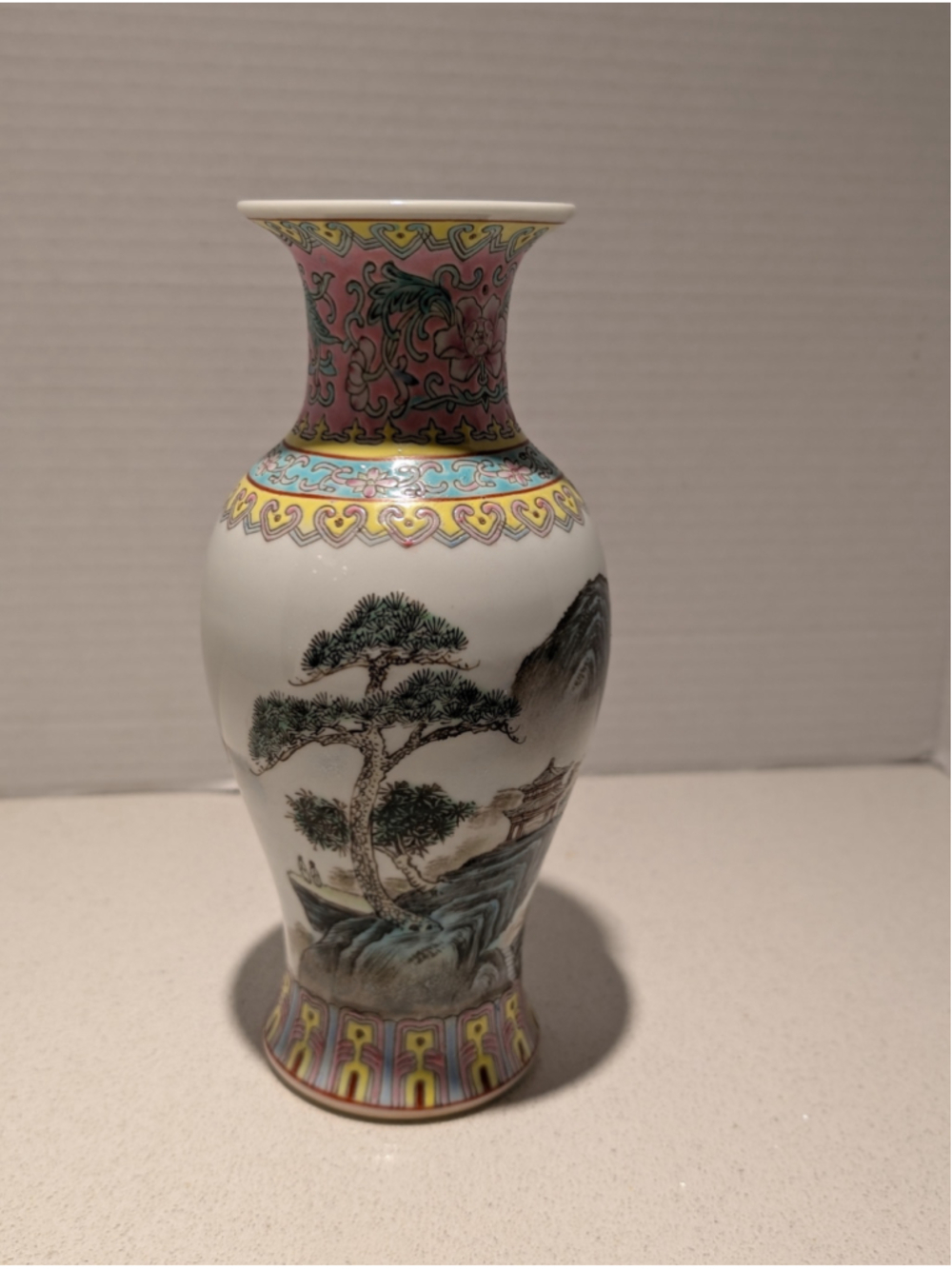 Vintage Chinese Jingdezhen Porcelain Famille Rose Landscape Vase - Picture 11 of 12
